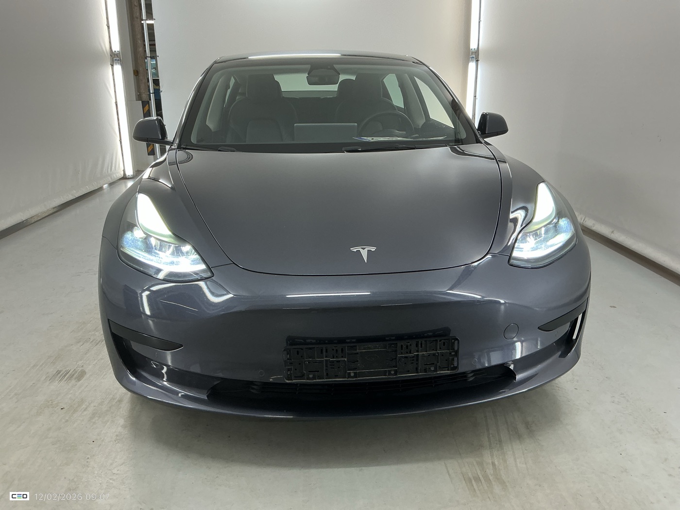 TESLA MODEL 3 02/2022