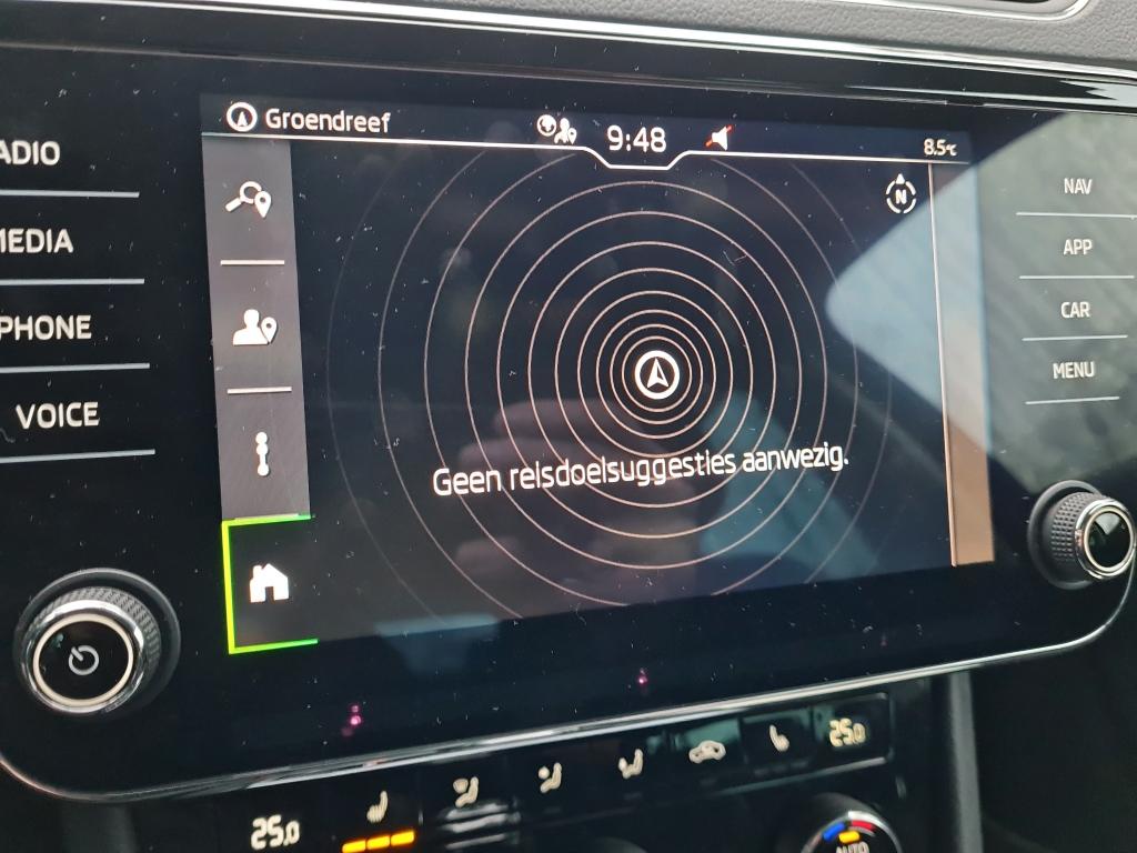 SKODA SUPERB 02/2023