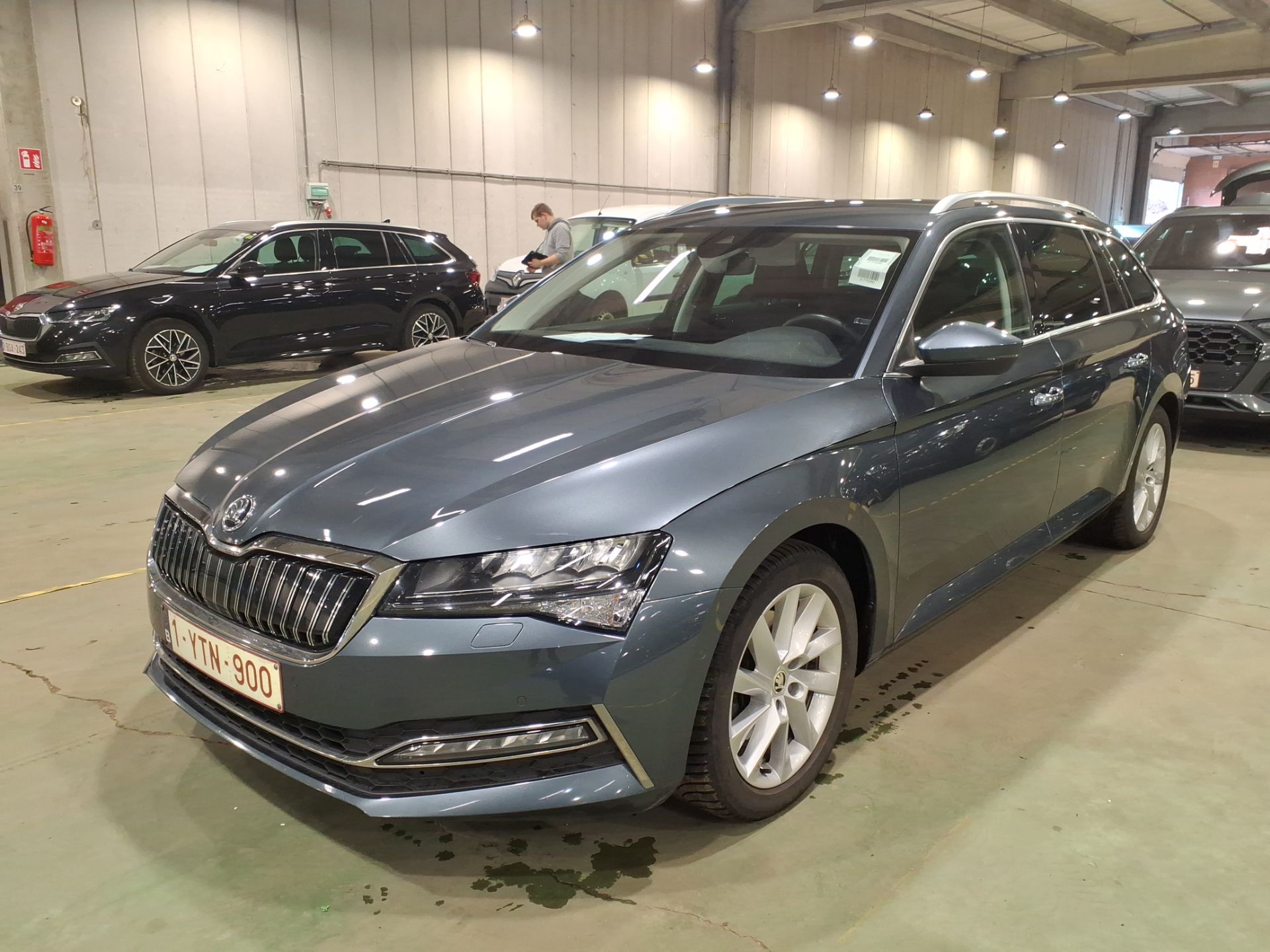 SKODA SUPERB 12/2020
