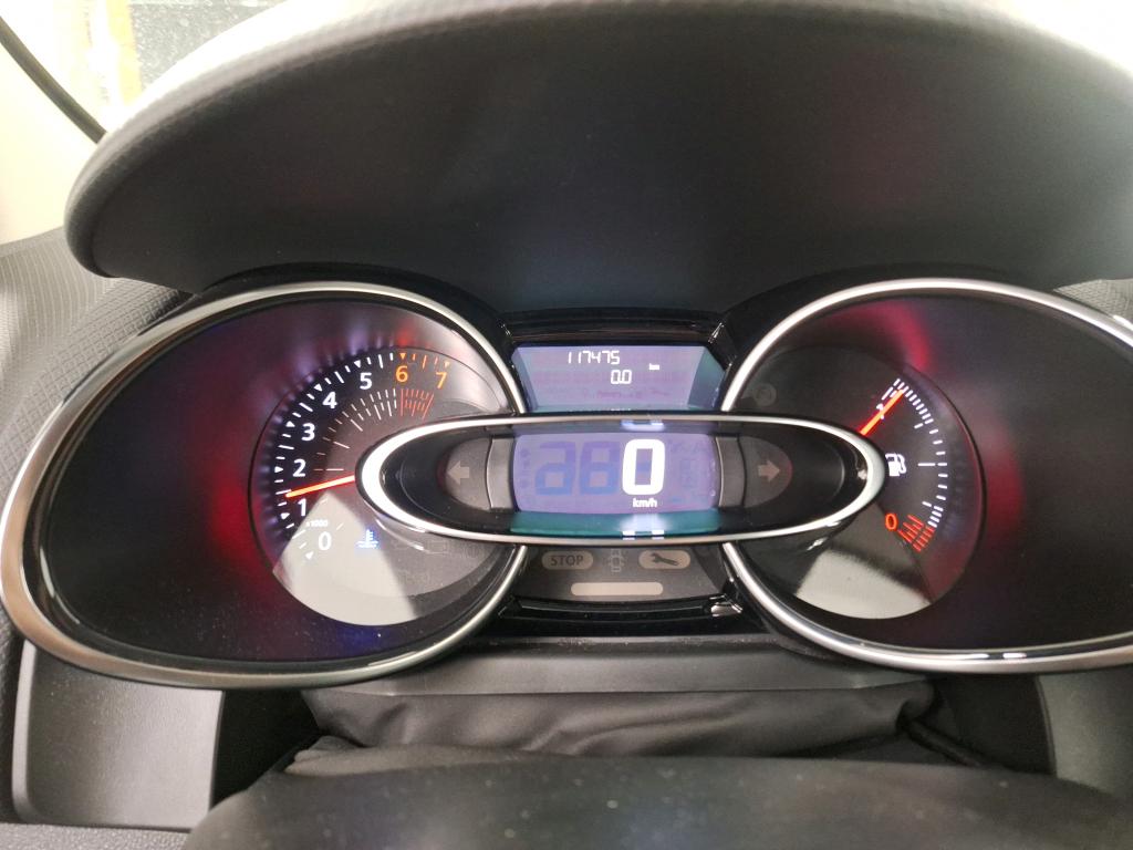 RENAULT CLIO 04/2018