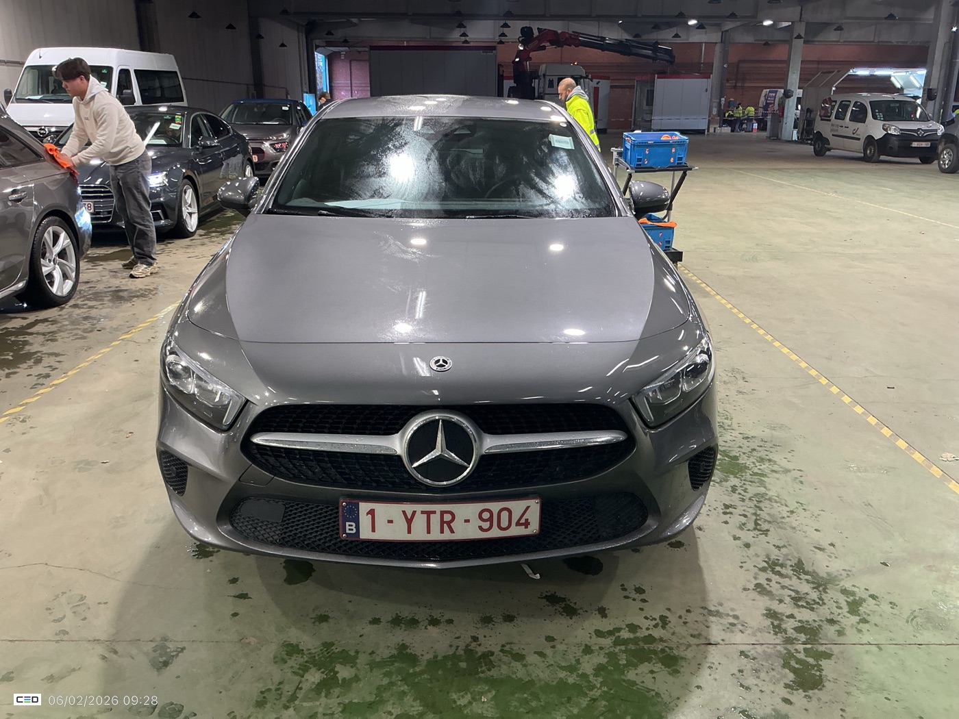 MERCEDES-BENZ C200 12/2020