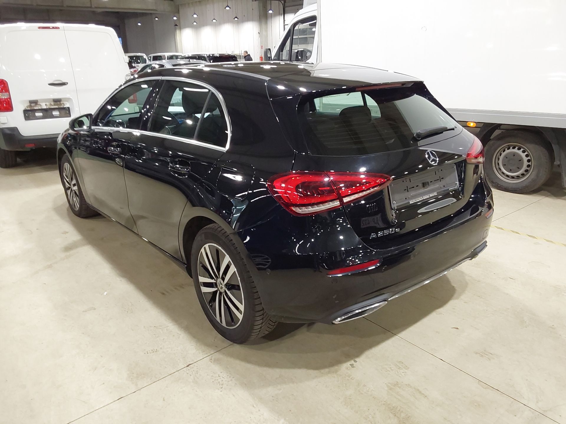 MERCEDES-BENZ C200 01/2022