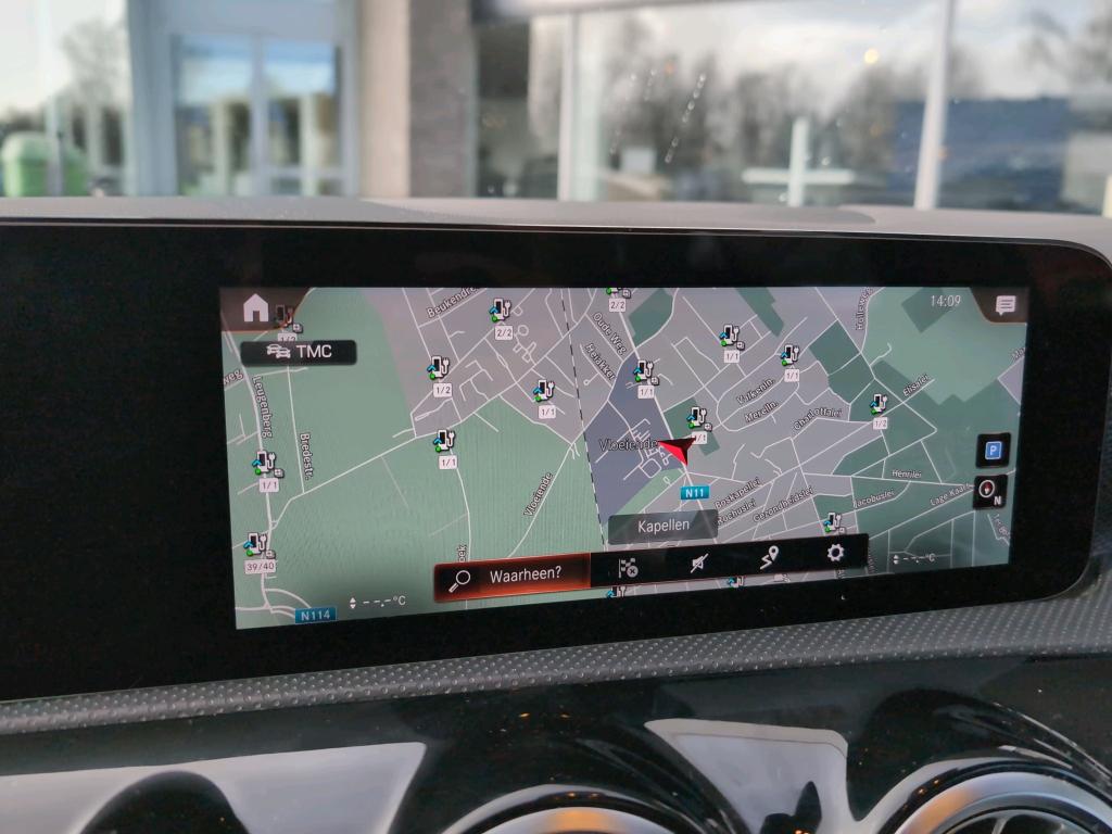 MERCEDES-BENZ C200 12/2021