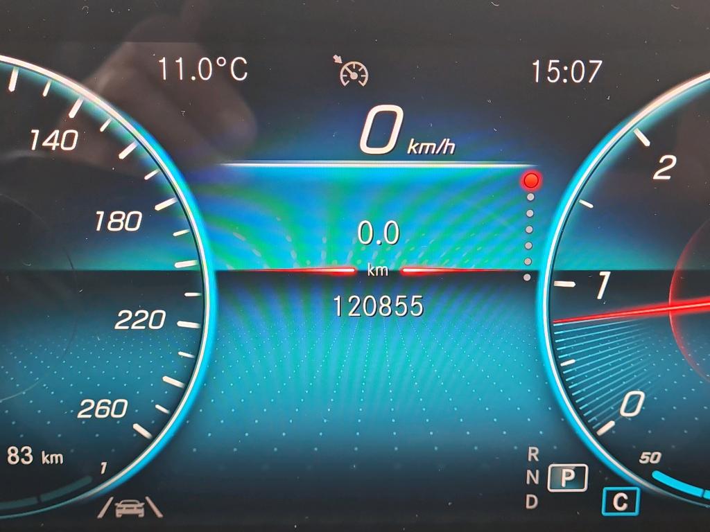 MERCEDES-BENZ C200 12/2021