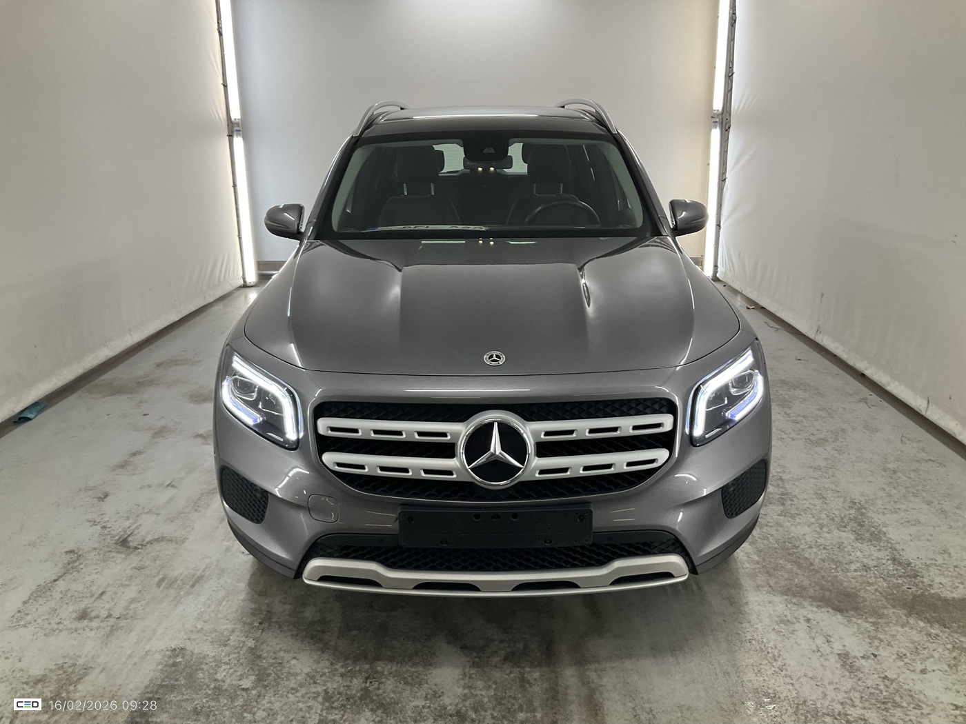 MERCEDES-BENZ B 180 10/2021