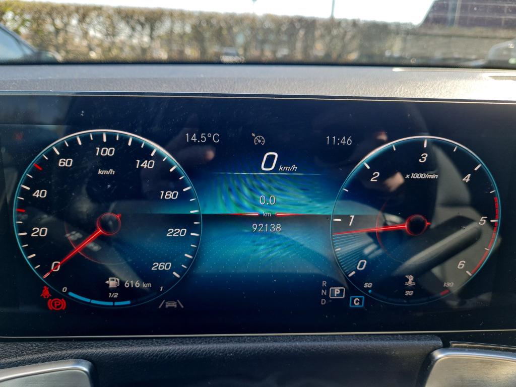 MERCEDES-BENZ B 180 03/2022