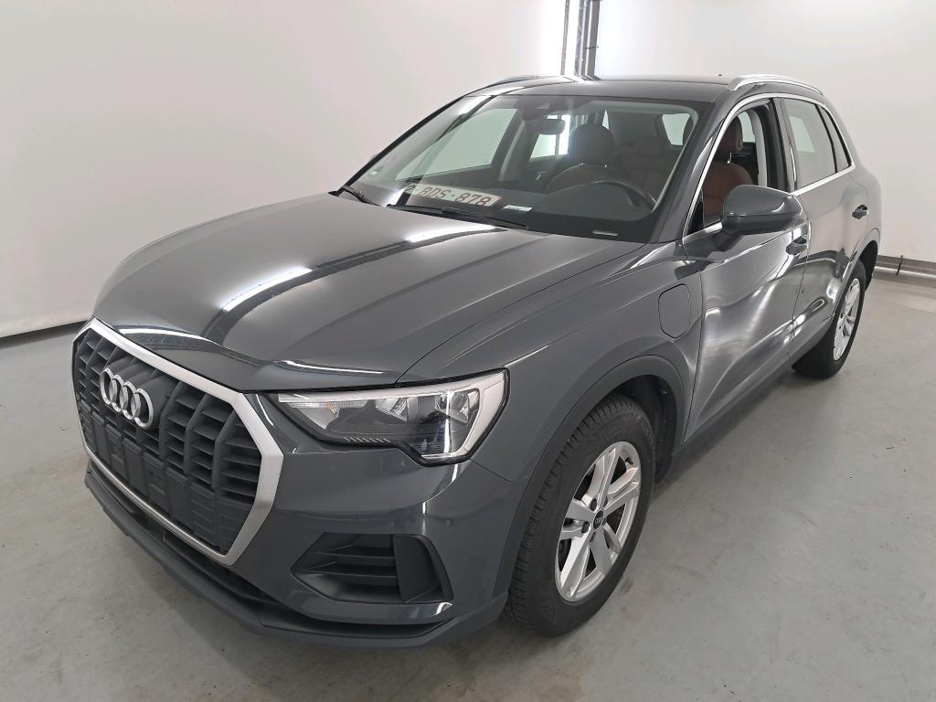 AUDI Q3 10/2021