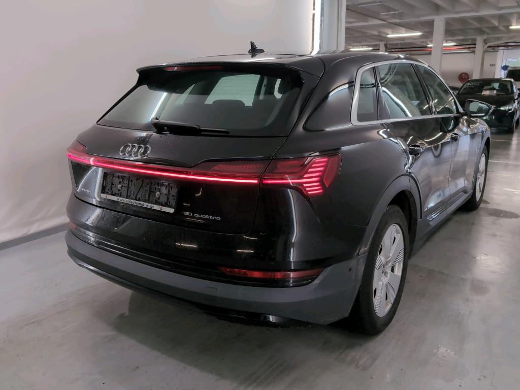 AUDI E-TRON 10/2020