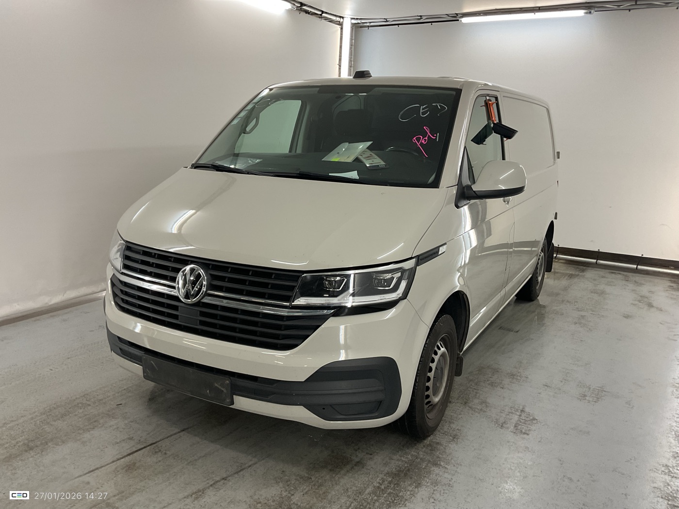 VOLKSWAGEN TRANSPORTER 10/2020