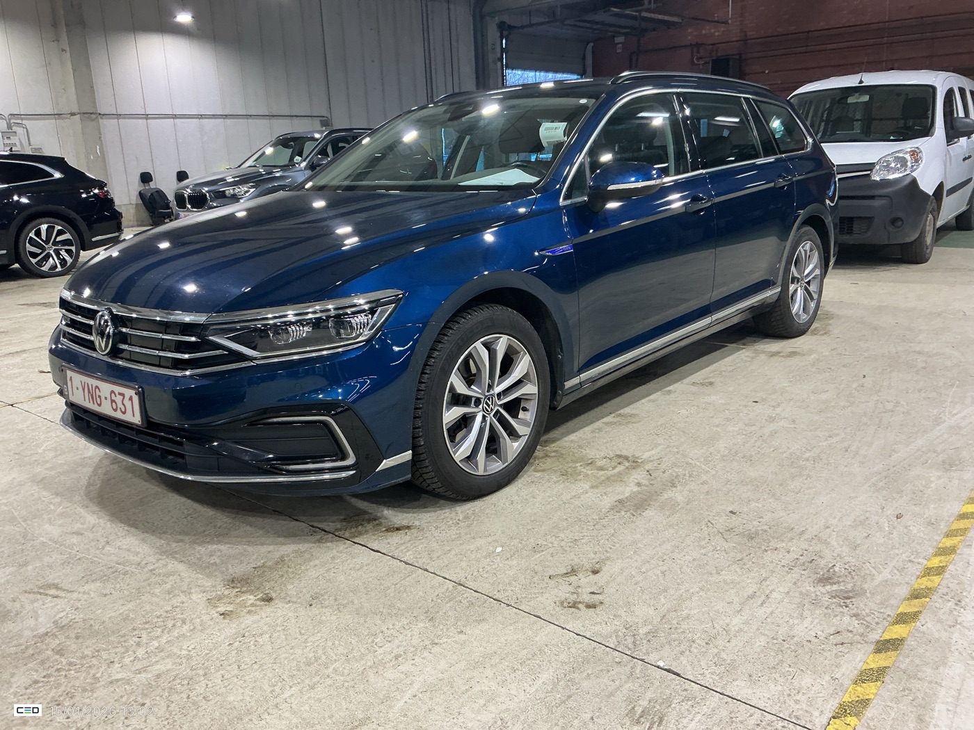 VOLKSWAGEN PASSAT 10/2020