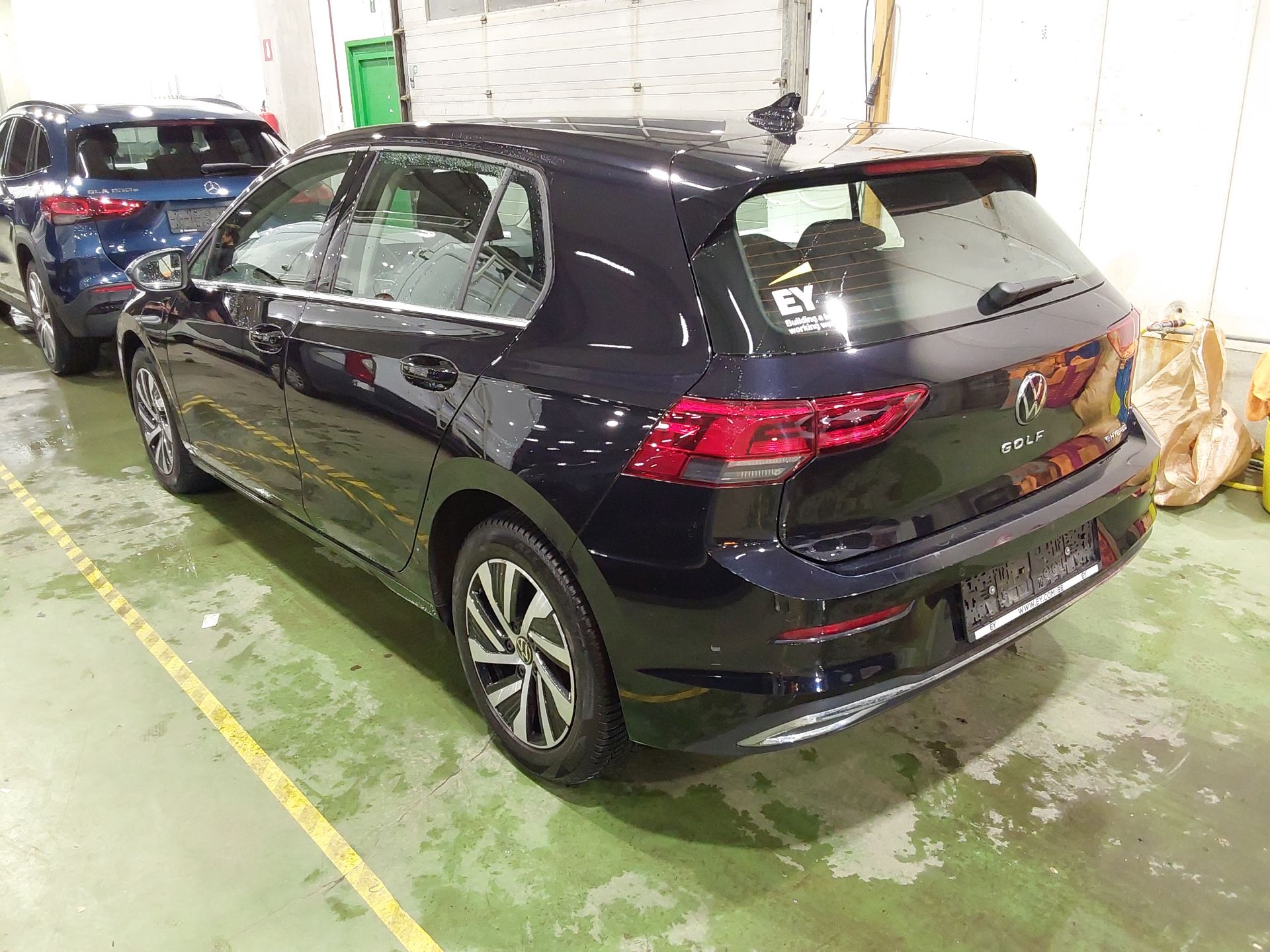 VOLKSWAGEN GOLF 06/2023