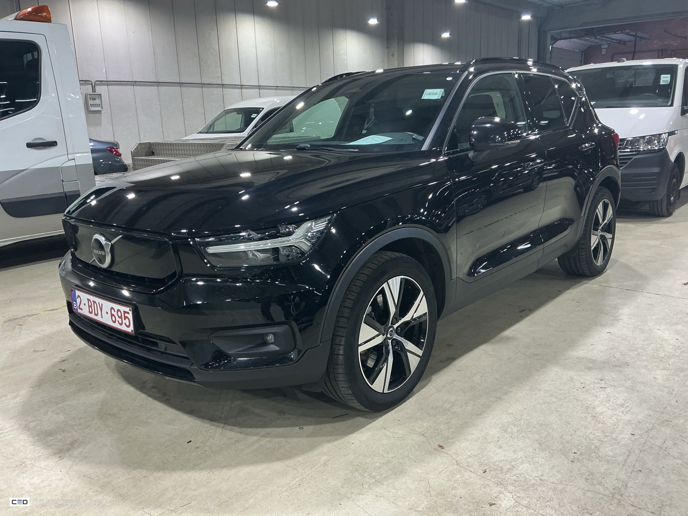 VOLVO XC40 10/2021